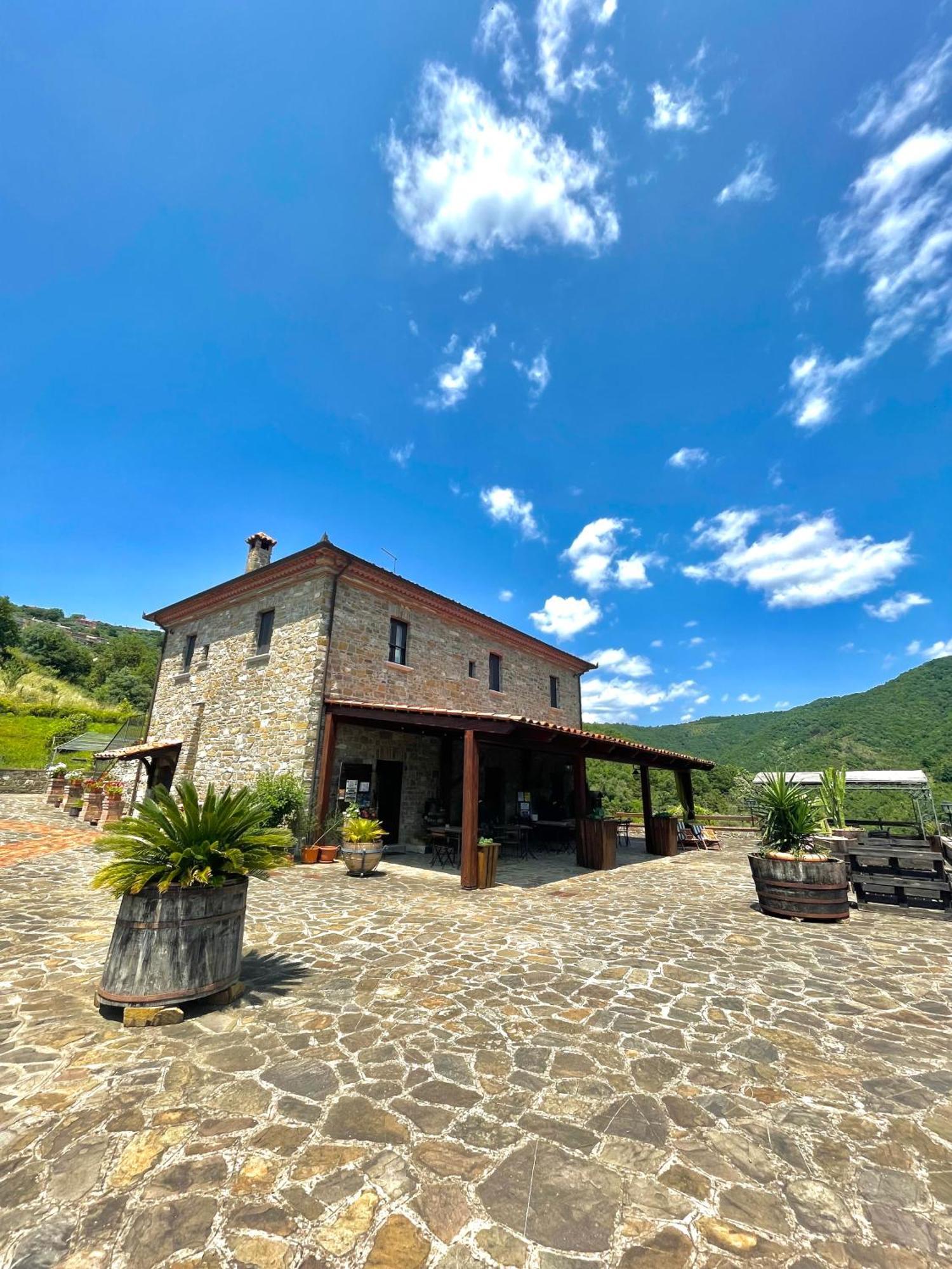 Agriturismo Piano Di Andrea Ostigliano Экстерьер фото
